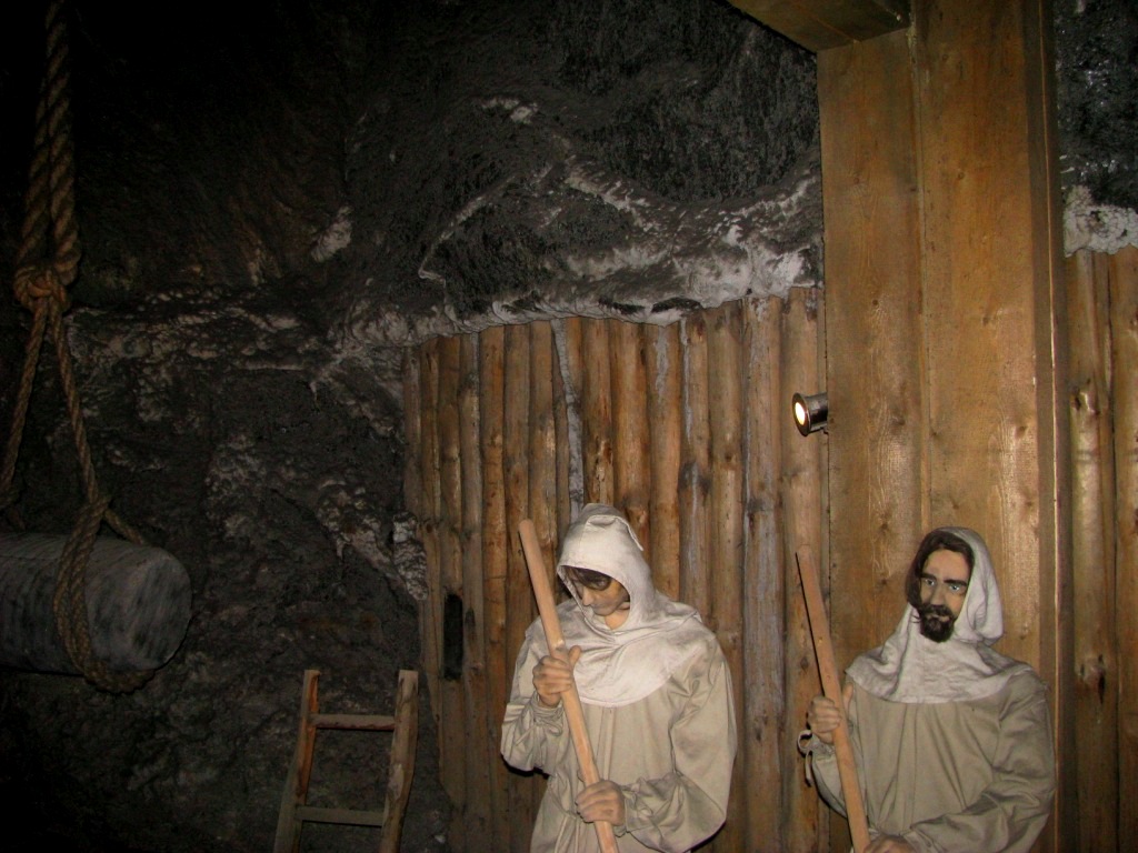 Wieliczka Salt Mine 05