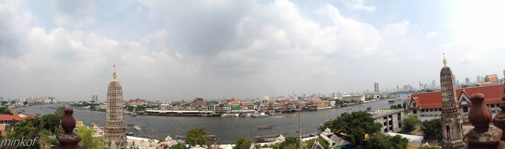 Bangkok - Chao Phraya river - panorama