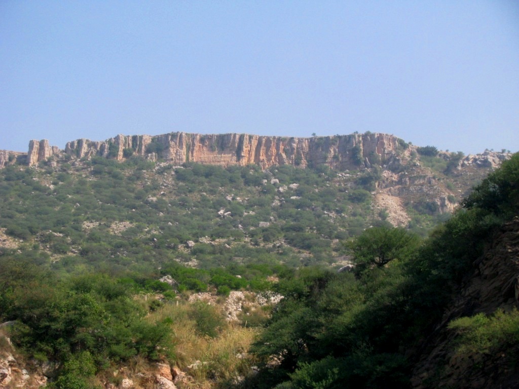 Kallar Kahar Mountains 29