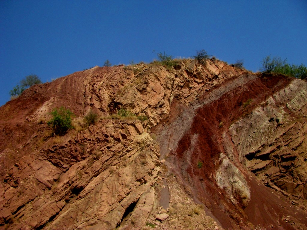 Kallar Kahar Mountains 12