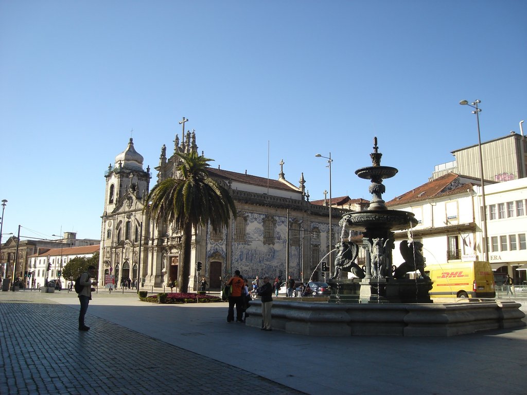 Порто, църквата Igreja do Carmo