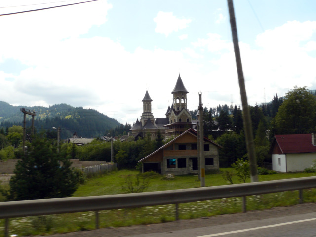 Църква в Rasca (Буковина)