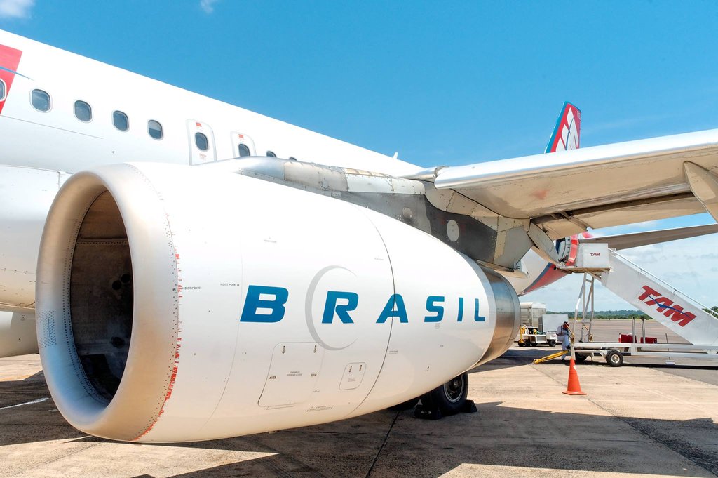 TAM A320, Foz do Iguacu airport