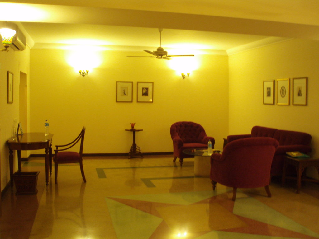 Gwalior - хотелът (построен от местният раджа, за да настанява гостите си) :)