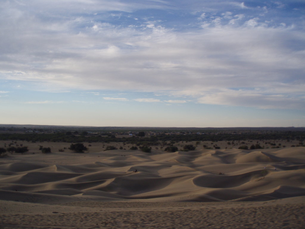 Пустинята Тар