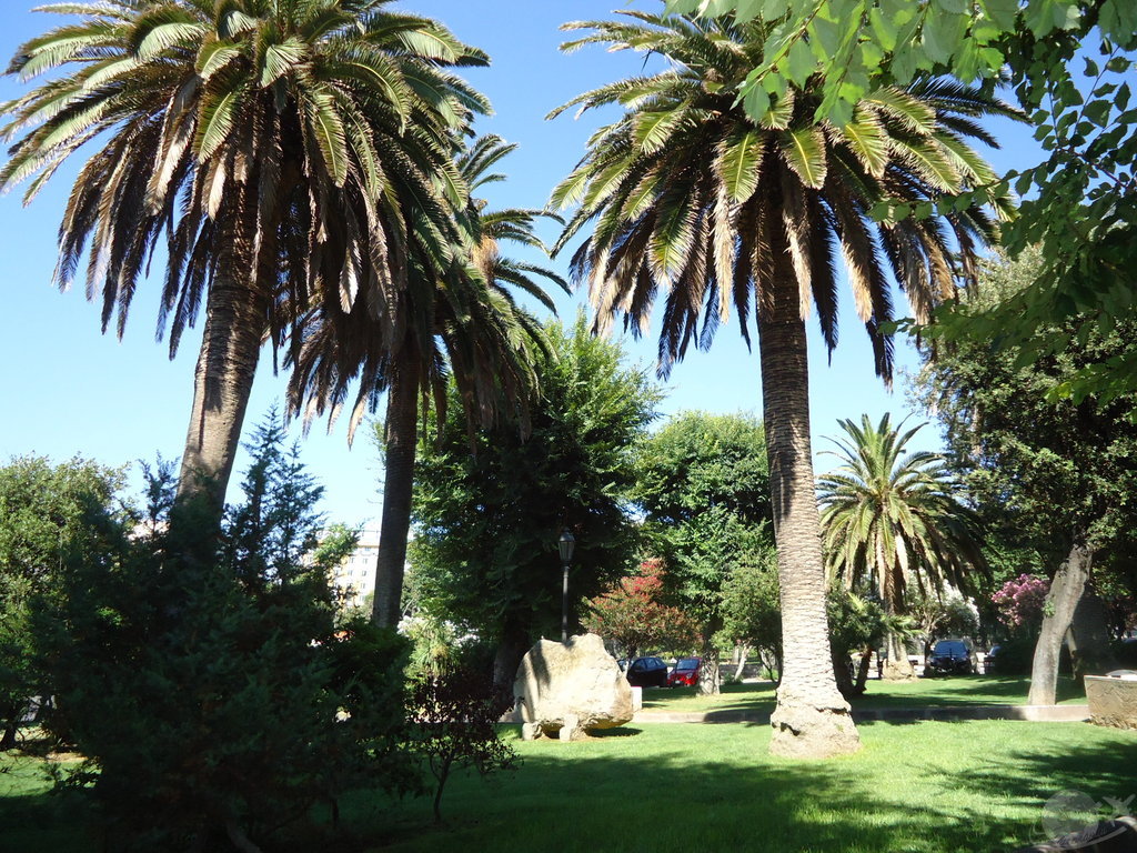 парк в центъра на Алгеро