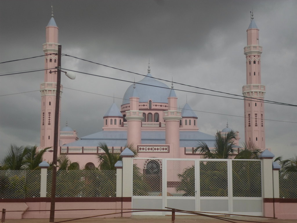 Голямата джамия в Мбур