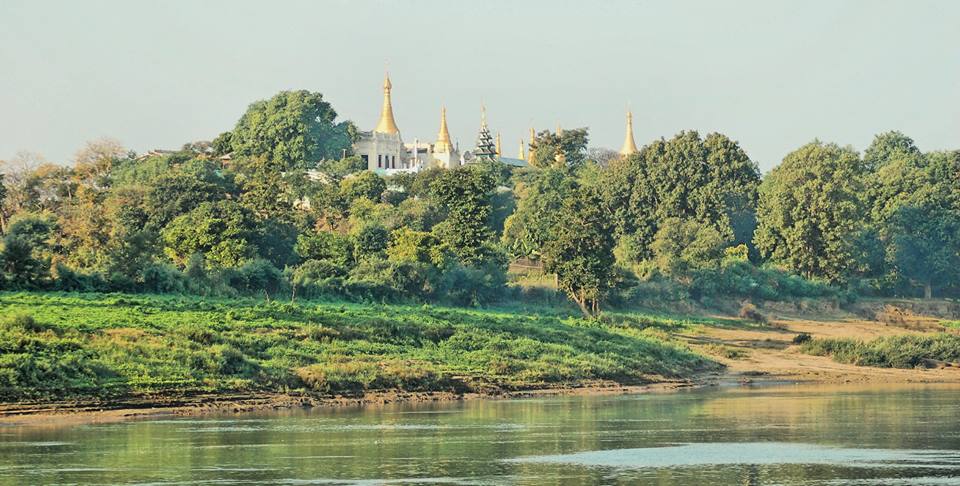 Sailing Ayeyarwady River from Mandalay to Bagan