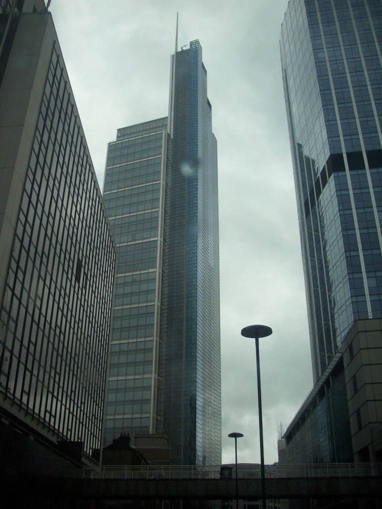 Една от най-високите сгради в града