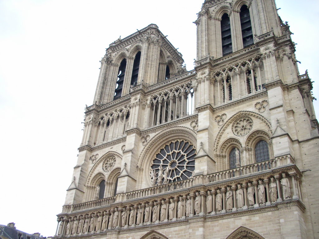 Нотр Дам или Парижката Света Богородица