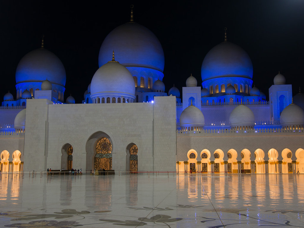 Бялата джамия - Абу Даби