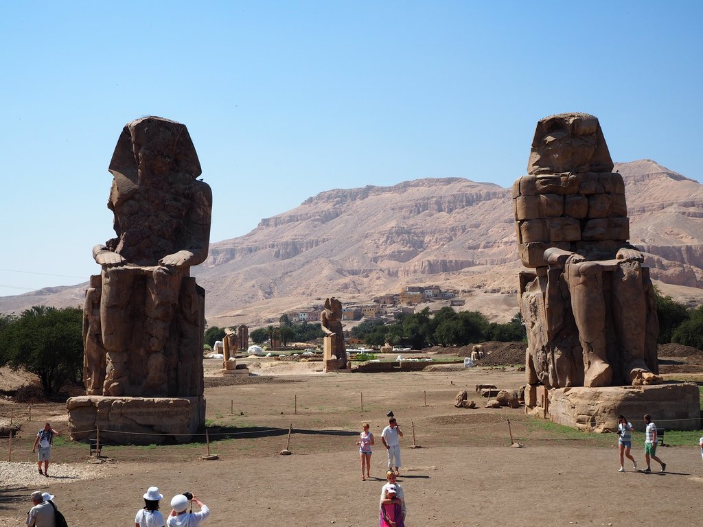 Колосите на Мемнон, Луксор, Египет