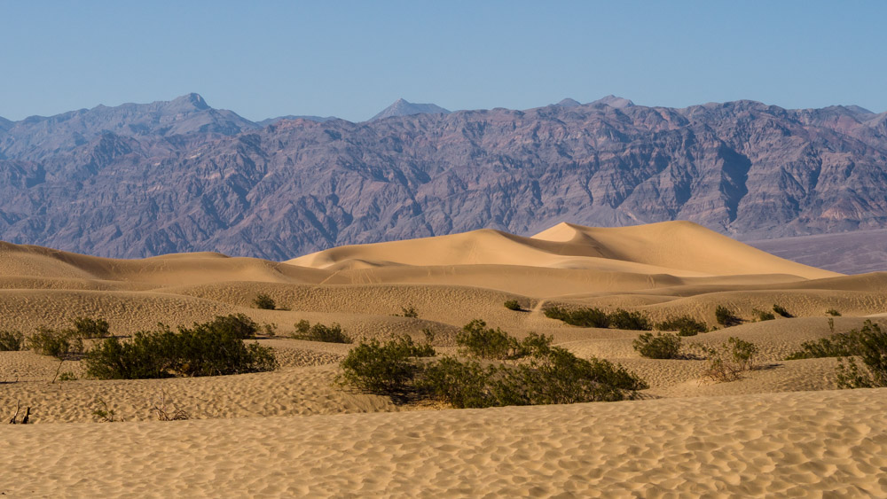 Какво е пустиня без пясъчни дюни?