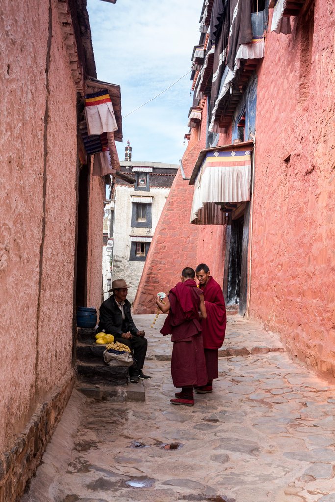 Ta Shi Lhun Po Monastery