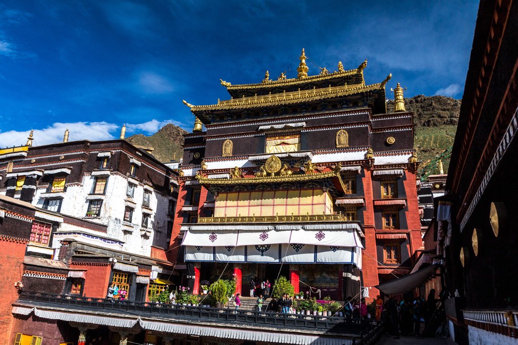 Ta Shi Lhun Po Monastery