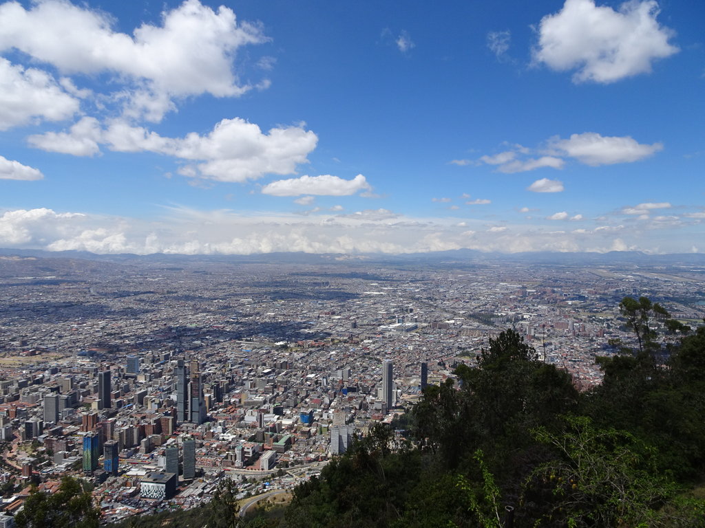 Богота, гледана от Монсерате (3170м над морското равнище)