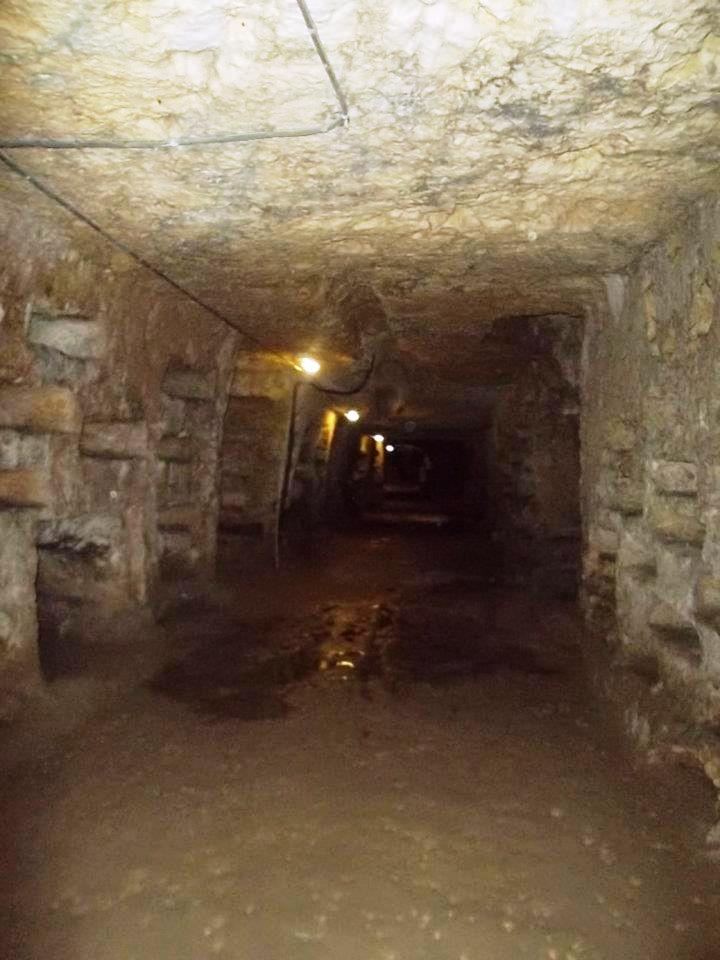 Catacombe Di Siracusa 2