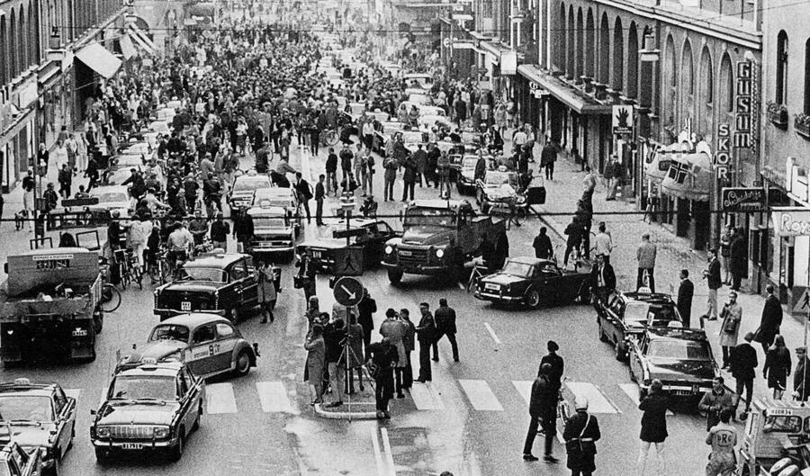 1024px-Kungsgatan_1967.jpg