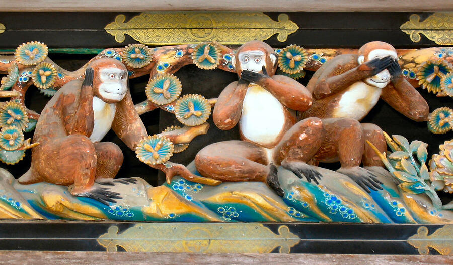 Three_Wise_Monkeys,Tosho-gu_Shrine.JPG
