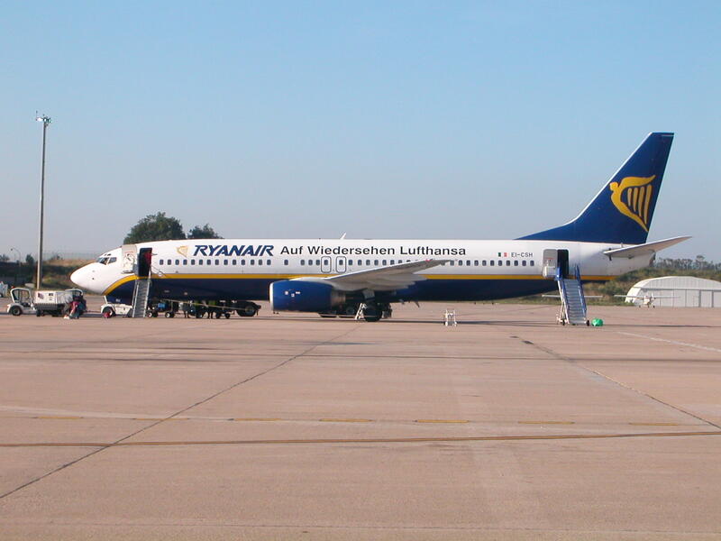 Ryanair_auf_wiedersehen_Lufthansa.jpg