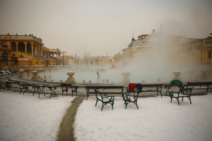 Szechenyi-Baths-Warm-Outdoor-Pools-in-Wi