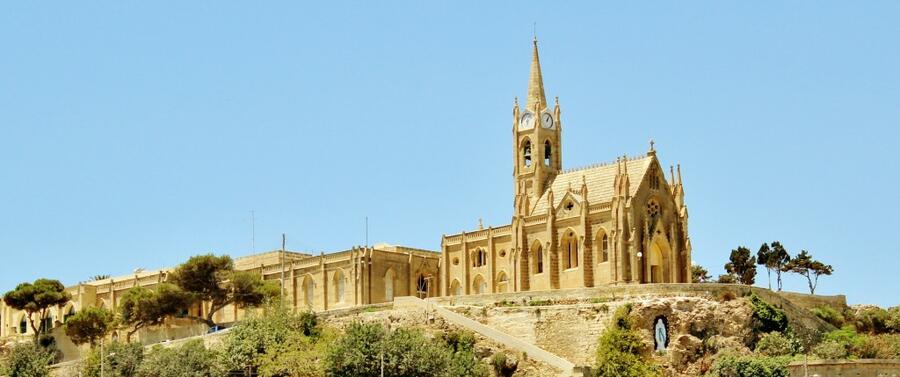 Малта, Гозо, остров, църква