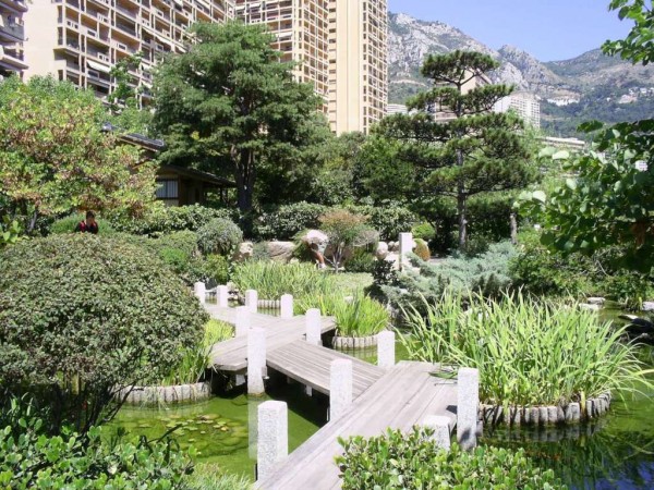 Monaco_Japan_Garden.jpg