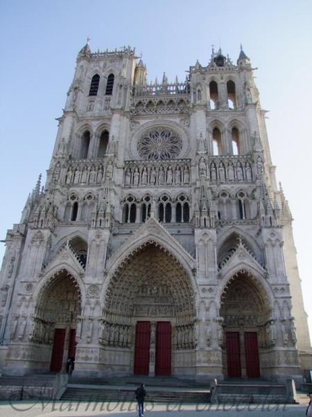 DSCF0054-Place Notre Dame-Cathédrale Notre-Dame d&#39;AMIENS_WM.jpg