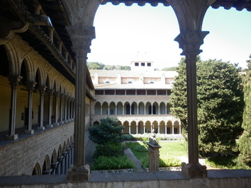 Манастирът Pedralbes, в покрайнините на Барселона.