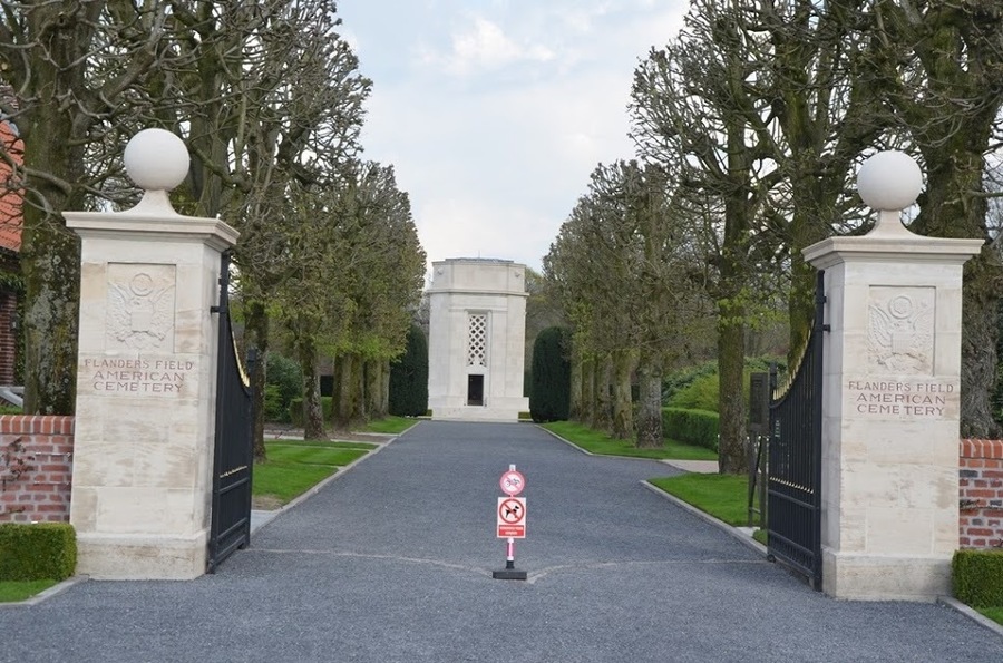Flanders Field_American Cemetery_1.jpg