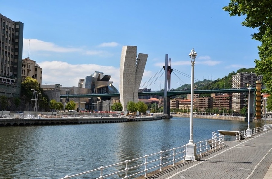 Bilbao bridge_1.jpg