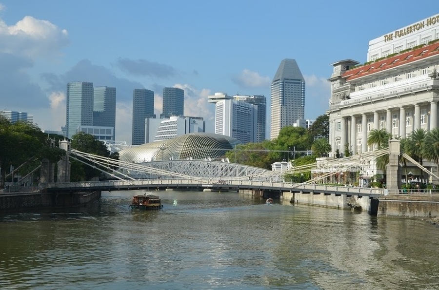 Singapore bridge_1.jpg