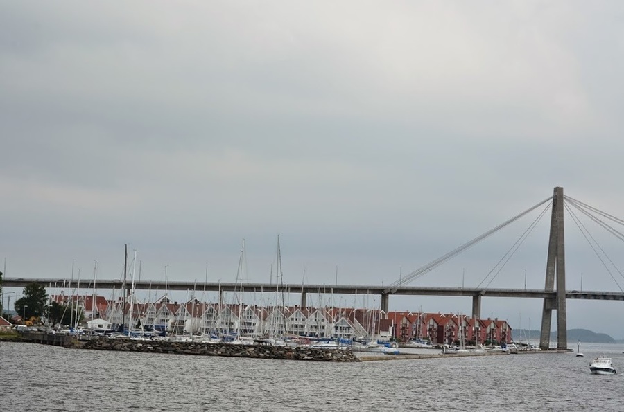 Stavanger bridge_1.jpg