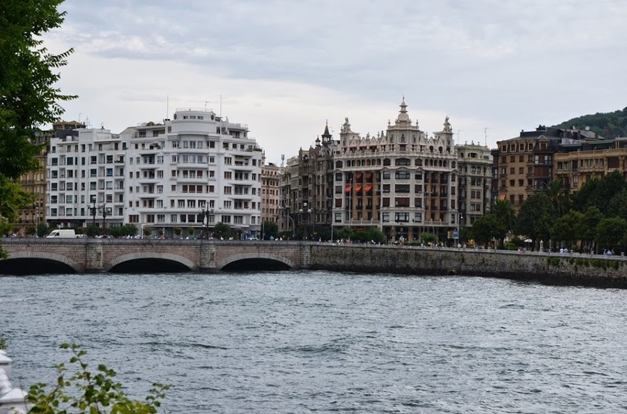 San Sebastian bridge_5.jpg