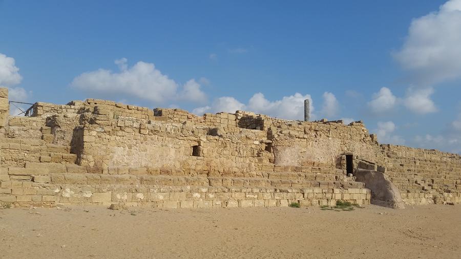Кесария- древните римски сгради