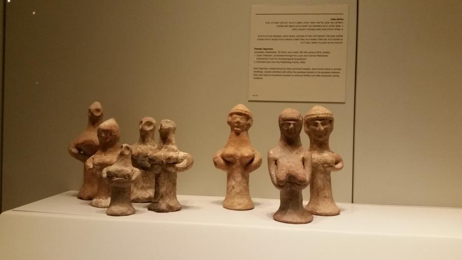 Йерусалим- идолски фигурки от Музея на Библейските страни