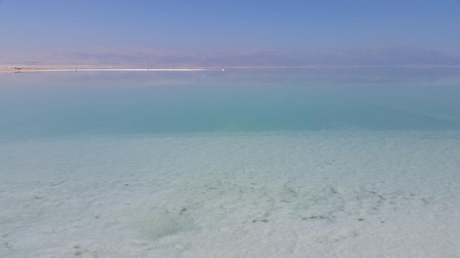 Мъртво море и соленото му дъно, 430 м под морското равнище
