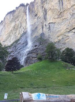водопадът Staubbach - Lauterbrunnen, Switzerland