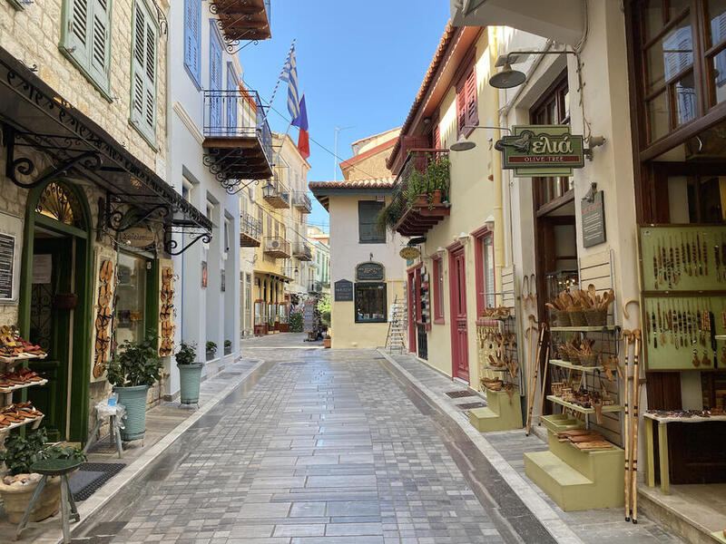 Nafplio-day.thumb.jpeg.19f9d3251f890dafdd4cb7514bf94ae4.jpeg