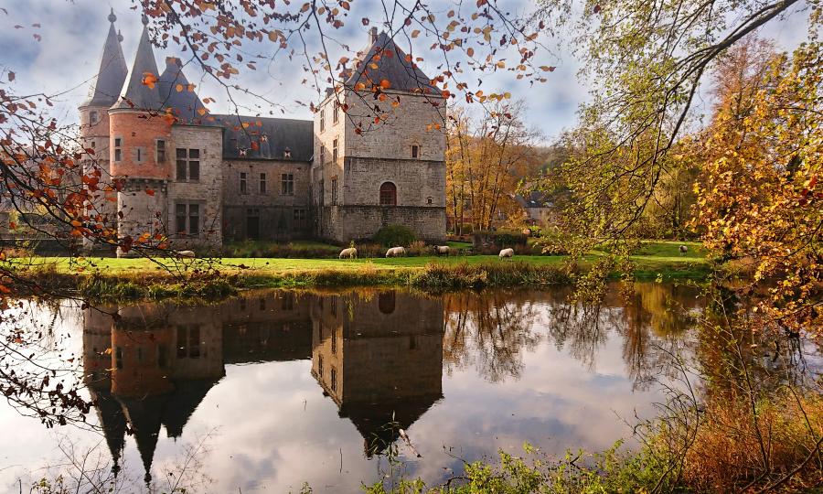 Spontin Castle-Belgium.jpg