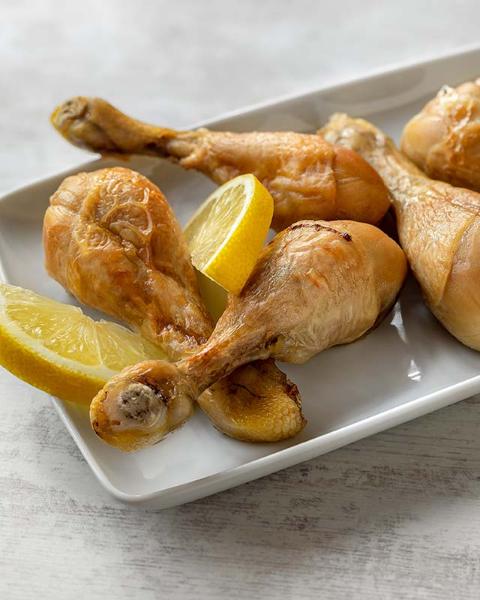 roasted-chicken-lemon-drumsticks.jpg.c4d1a309eb4a2e608615e66eb232a582.jpg