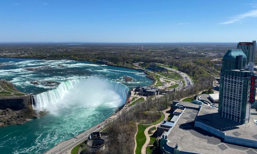 Niagara falls.jpg