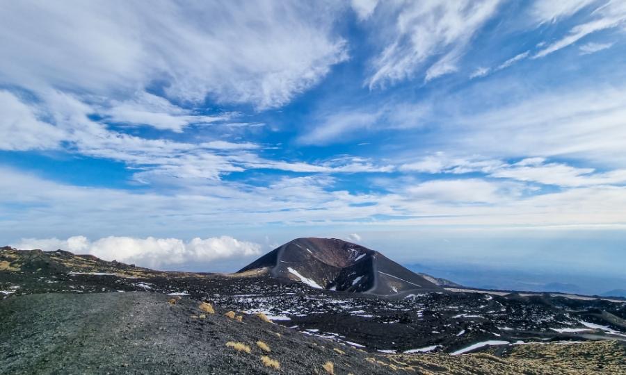 Volcano_Etna_March_2022-2.jpg.5d4d3ad95c19f36b09fb465e4a263c70.jpg.4d892831a7392699a19ae905cdd84664.jpg