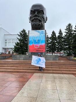 Улан Уде, Бурятия. Паметник на Ленин