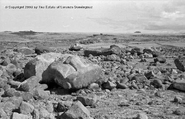 Tongariki-despues-del-terremoto-1960-Foto-Lorenzo-Dominguez-001-1.jpg
