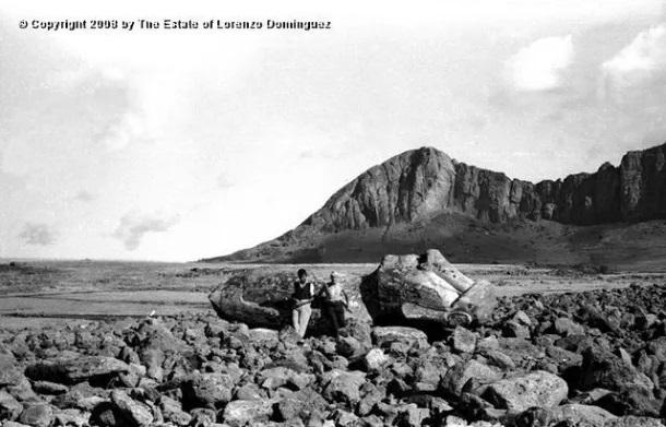 Tongariki-despues-del-terremoto-1960-Foto-Lorenzo-Dominguez-004-1.jpg