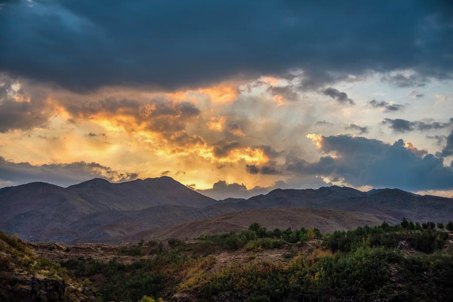 Nemrut6.jpg.24d8255d96ff6b991e89639a91a4447f.jpg