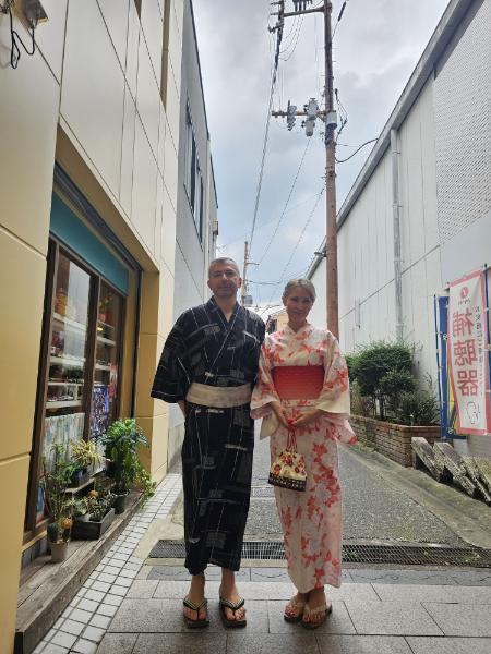 Osaka_nara1.jpg.b0735e873c9d9453bce7c19381af68d4.jpg