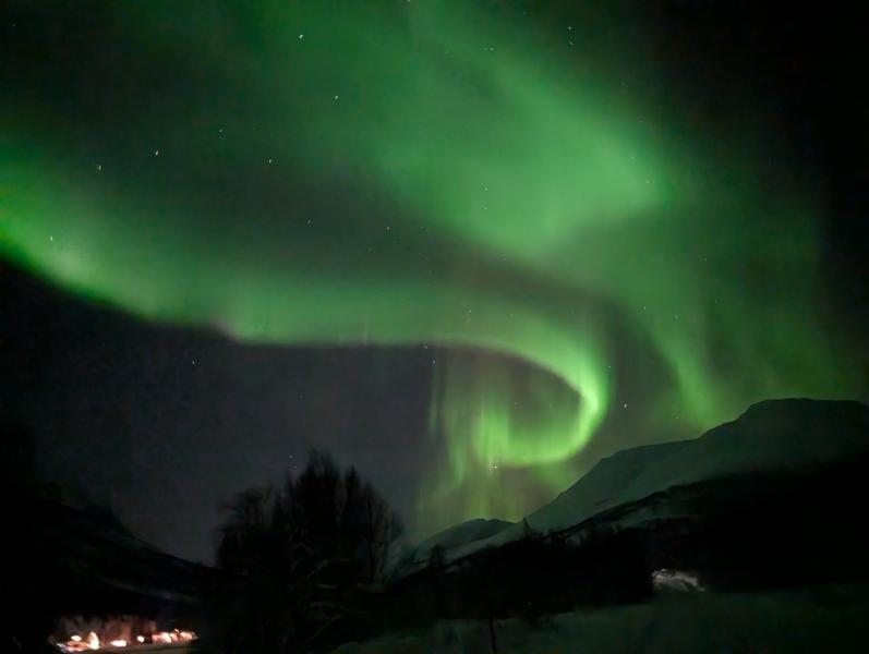 PXL_20251122_221932918.NIGHT.jpg.770a6f563d21c52b9e298e10446278eb.jpg