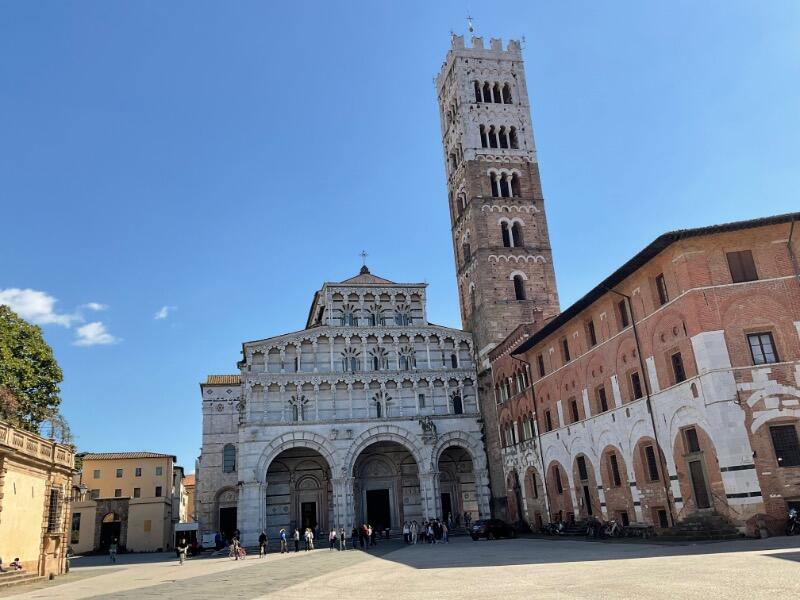 Lucca_cathedral_IMG_0147.jpg.9d19d666b0dfd78b890a4b362897fb56.jpg